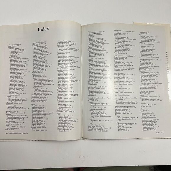 The Pillsbury Cookbook Set of Three Cookbooks Party Bake Off Chocolate Lovers - Picture 6 of 16